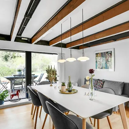 Lovely In With Kitchen
